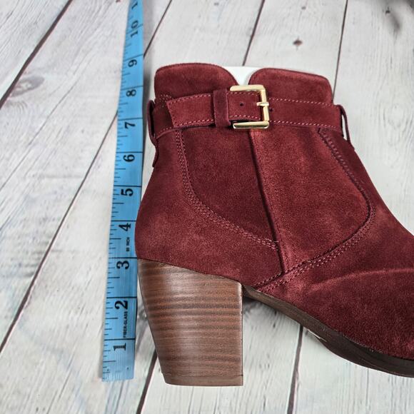 Diba Sleek Burgundy Suede Bootie 8.5 NWT - Picture 12 of 14